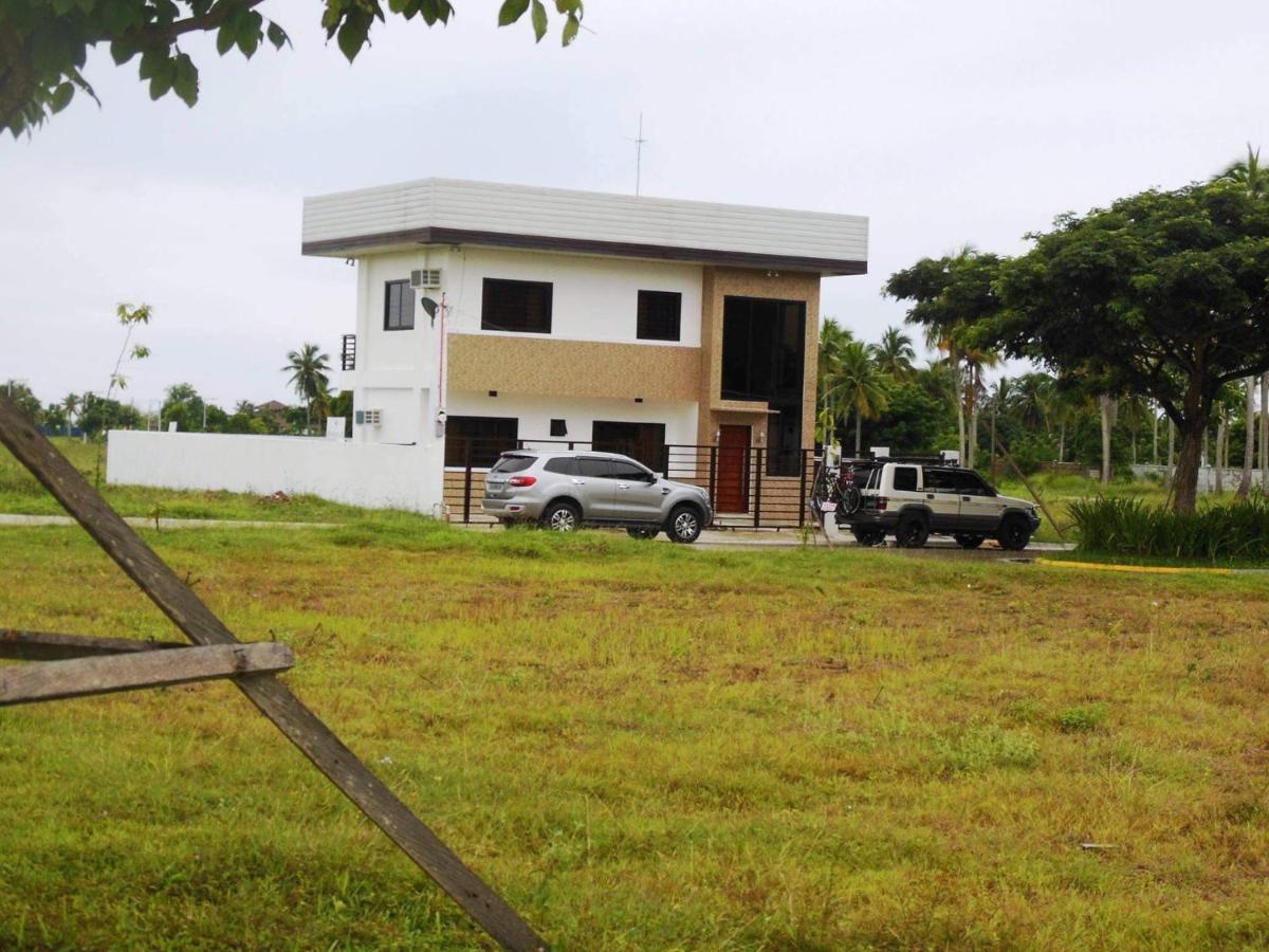 Beach House D Laiya Batangas San Juan  Exterior photo